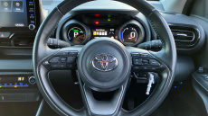 Toyota Yaris 1.5 Hybrid Design 5dr CVT Hybrid Hatchback